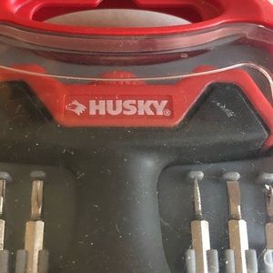 Screw drivers and ratchets set by Husky